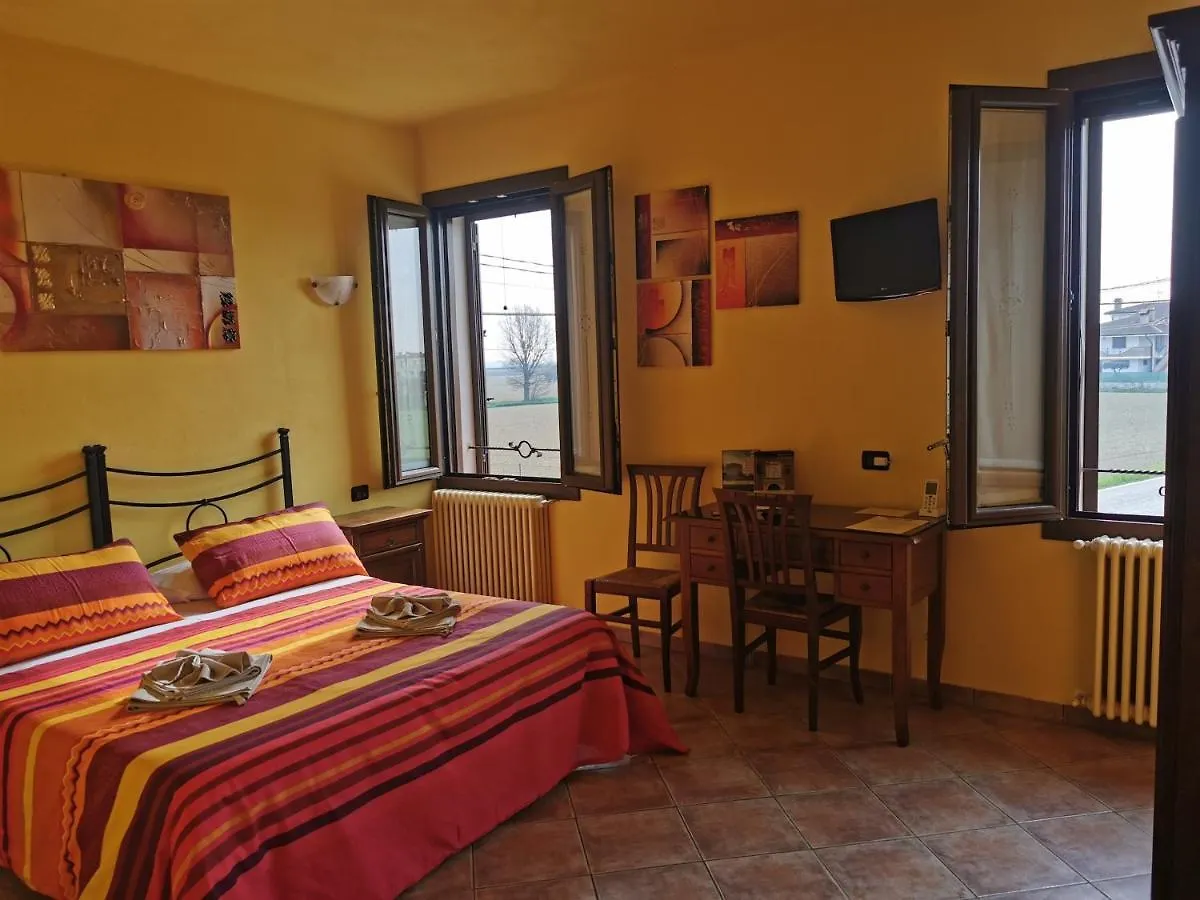 Casa Di Campagna B&B La Corte Ferrara